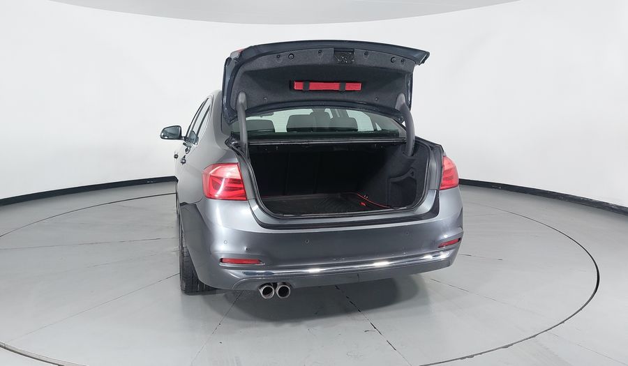 Bmw Serie 3 2.0 330IA LUXURY LINE Sedan 2016