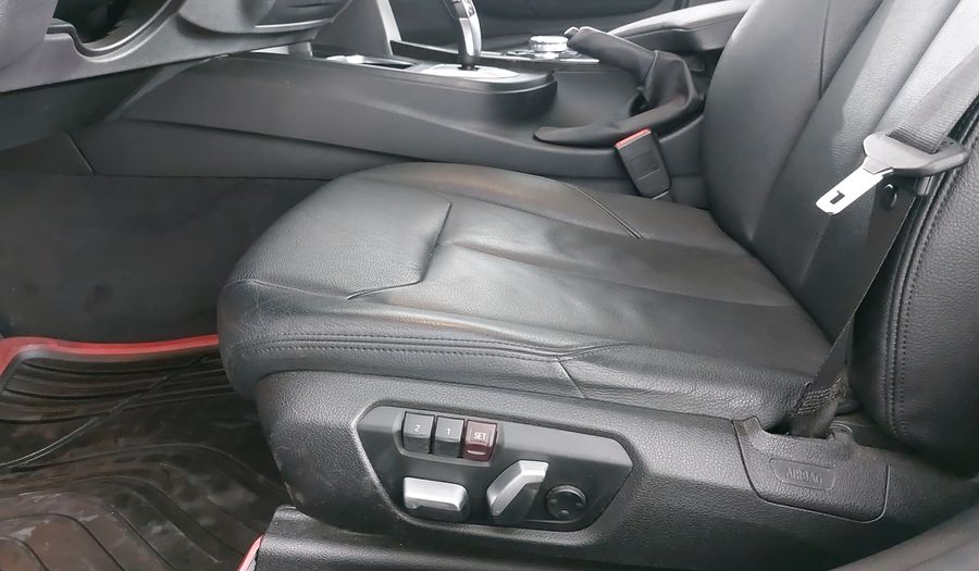 Bmw Serie 3 2.0 330IA LUXURY LINE Sedan 2016
