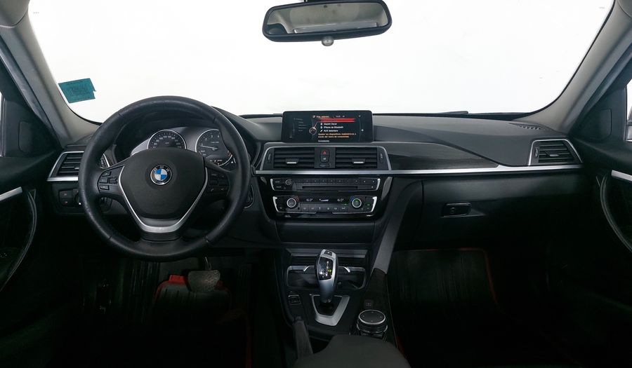 Bmw Serie 3 2.0 330IA LUXURY LINE Sedan 2016