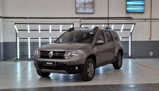 Renault • Duster