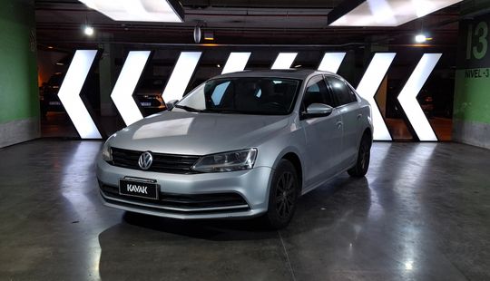 Volkswagen • Vento