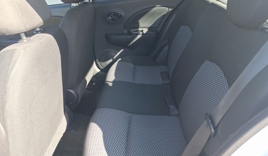 Nissan March 1.6 SPORT DRIVE Hatchback 2017