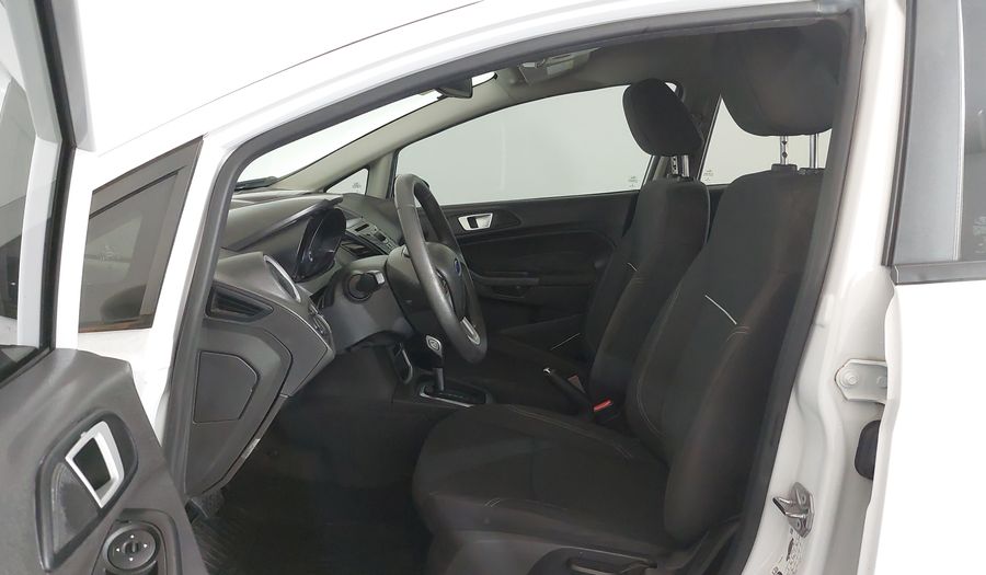 Ford Fiesta ECOBOOST SEL HATCH Hatchback 2017