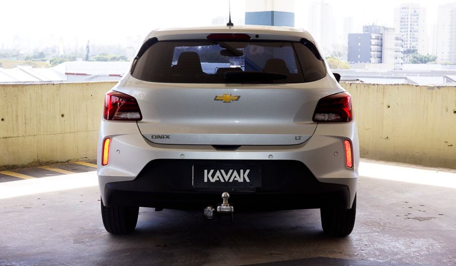 Chevrolet Onix LT Hatchback 2022