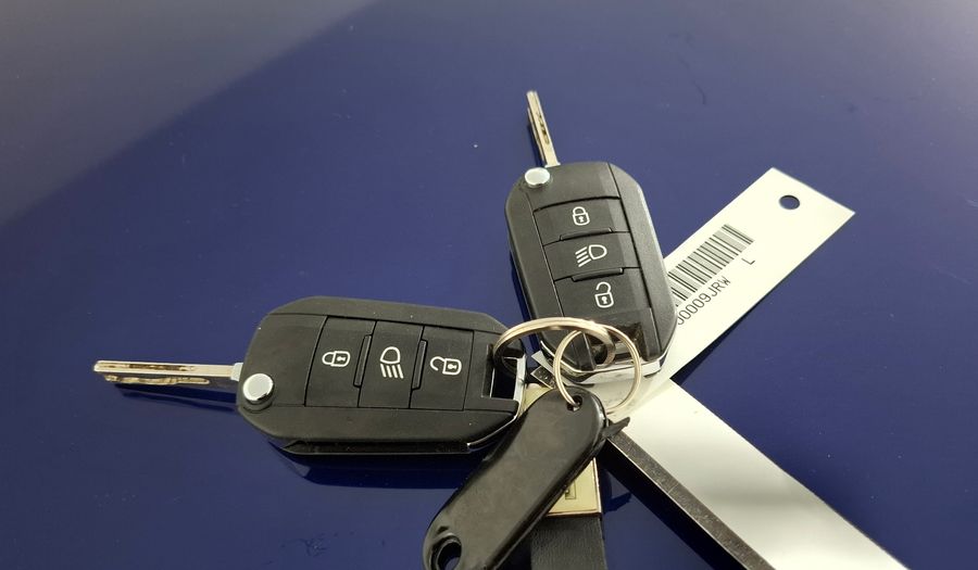 Peugeot 3008 1.6 THP ALLURE TIPTRONIC Suv 2020