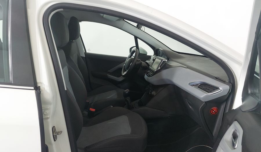 Peugeot 208 ACTIVE PACK Hatchback 2015