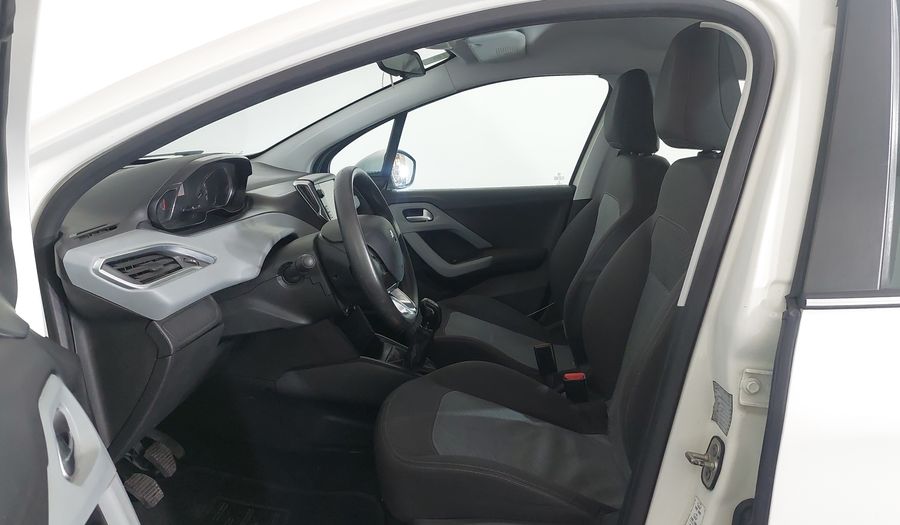 Peugeot 208 ACTIVE PACK Hatchback 2015