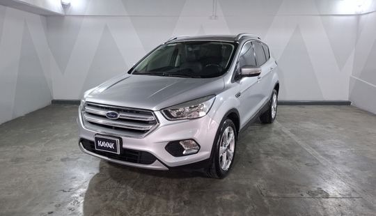 Ford • Escape