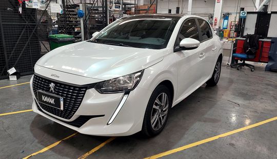 Peugeot • 208