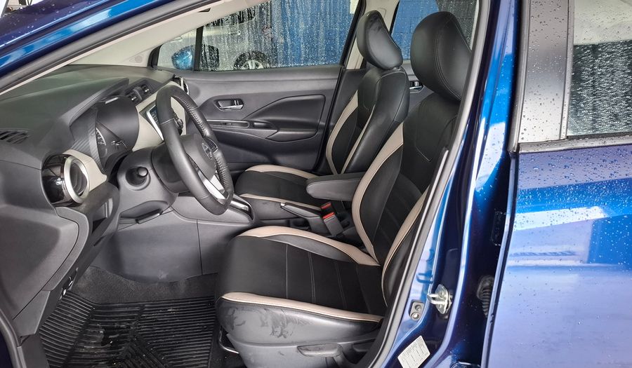 Nissan Versa 1.6 EXCLUSIVE CVT Sedan 2020