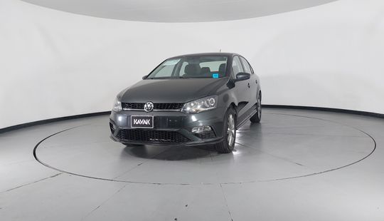 Volkswagen • Vento