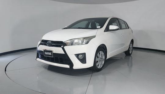 Toyota • Yaris