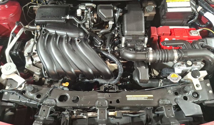 Nissan Versa 1.6 EXCLUSIVE TA AC Sedan 2015