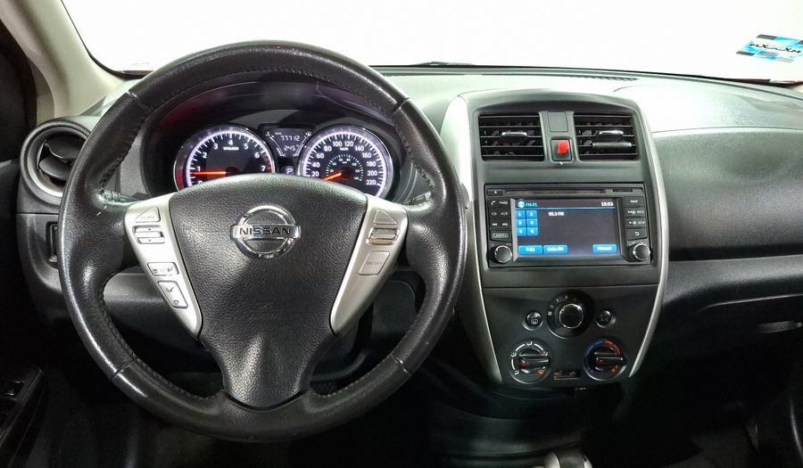Nissan Versa 1.6 EXCLUSIVE TA AC Sedan 2015
