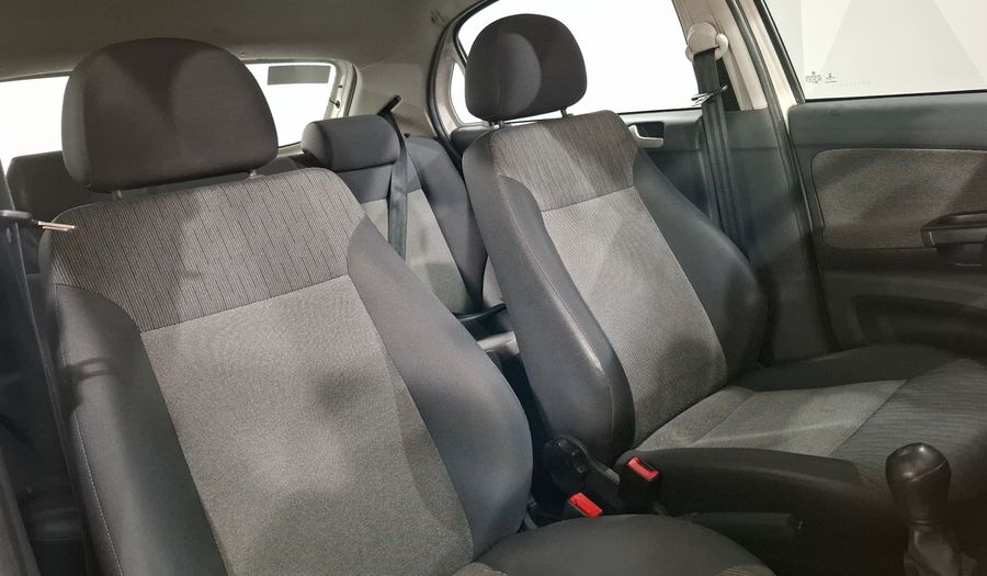 Volkswagen Gol 1.6 GL MT Hatchback 2014