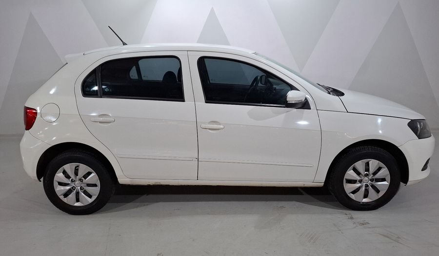 Volkswagen Gol 1.6 GL MT Hatchback 2014