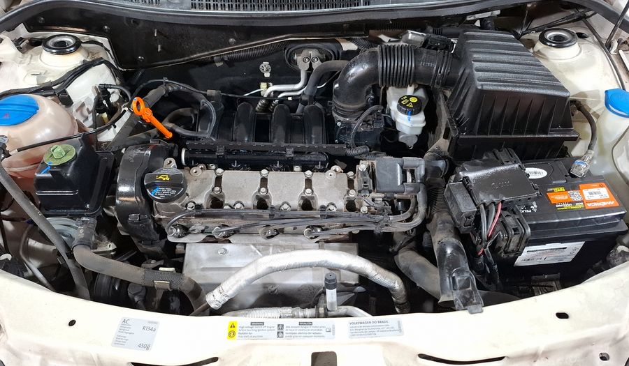 Volkswagen Gol 1.6 GL MT Hatchback 2014