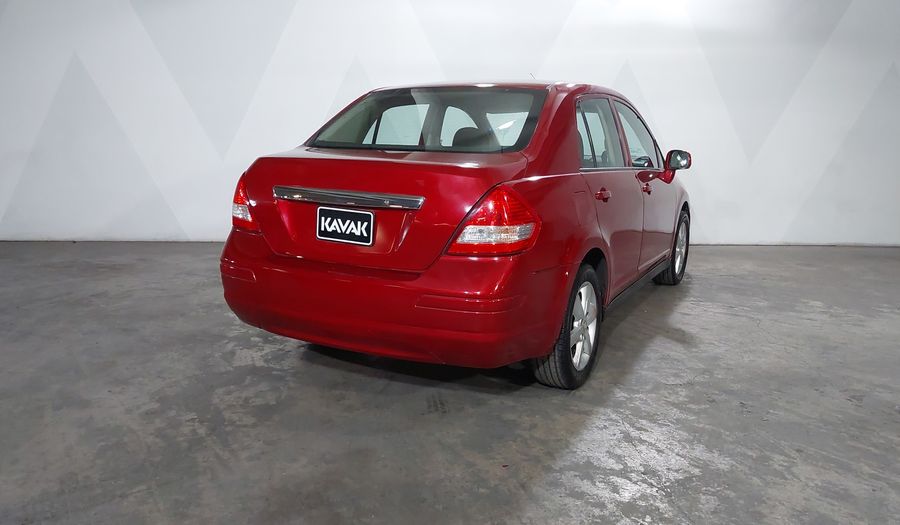Nissan Tiida 1.8 ADVANCE AT Sedan 2013
