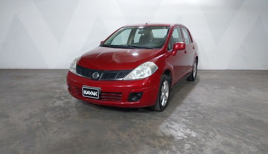 Nissan • Tiida