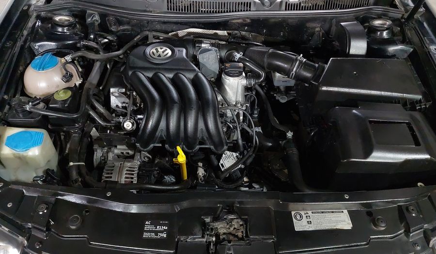 Volkswagen Jetta Clasico 2.0 CL TIPTRONIC Sedan 2013