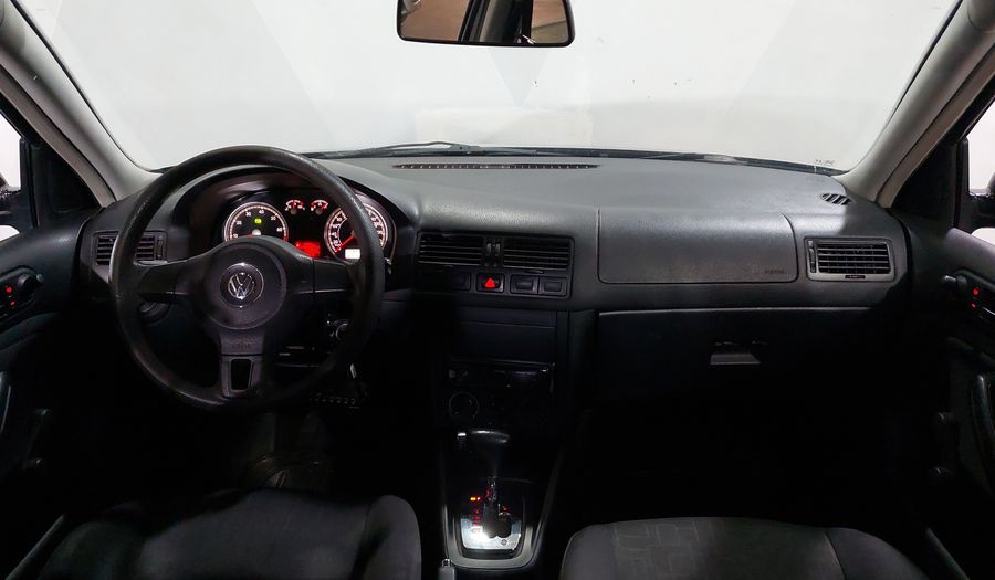 Volkswagen Jetta Clasico 2.0 CL TIPTRONIC Sedan 2013