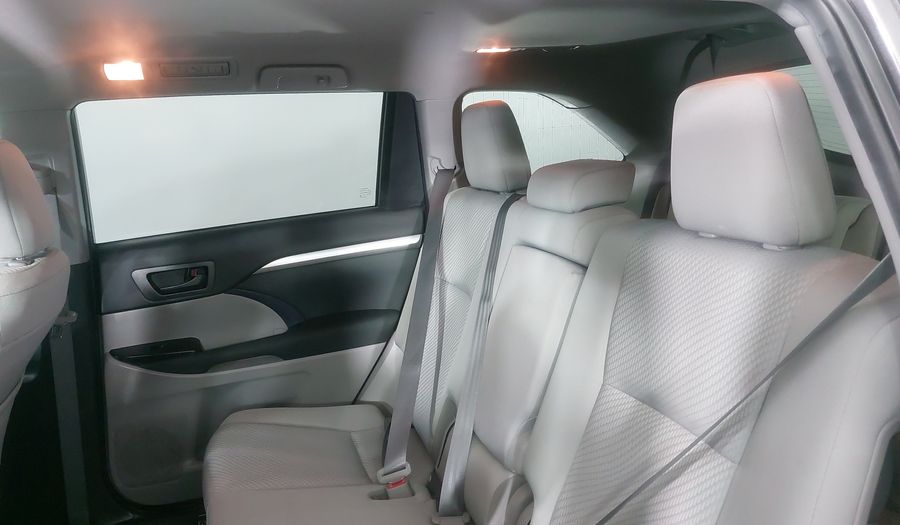 Toyota Highlander 3.5 LE AUTO Suv 2019
