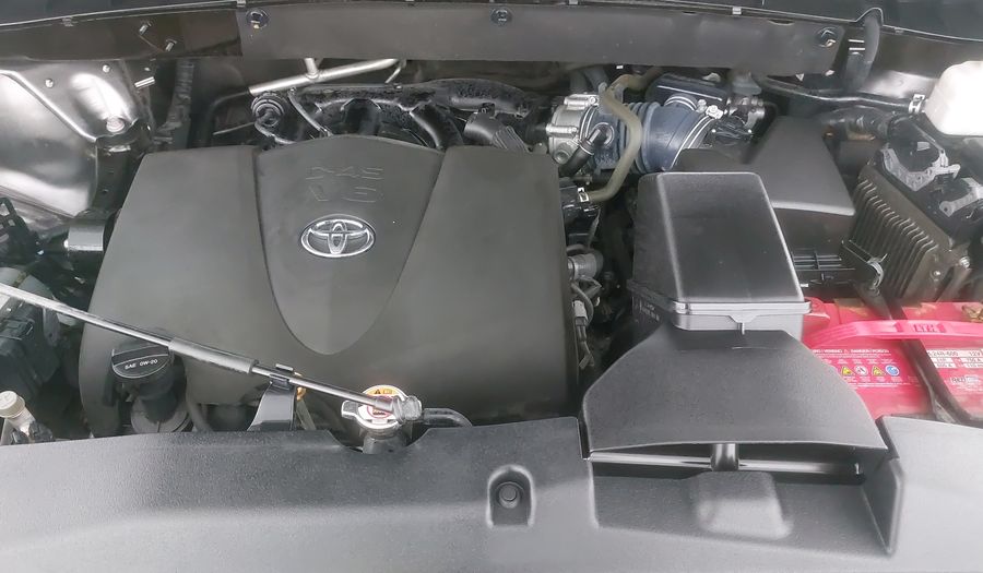 Toyota Highlander 3.5 LE AUTO Suv 2019
