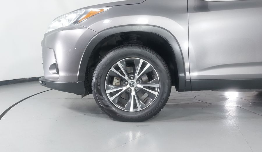 Toyota Highlander 3.5 LE AUTO Suv 2019