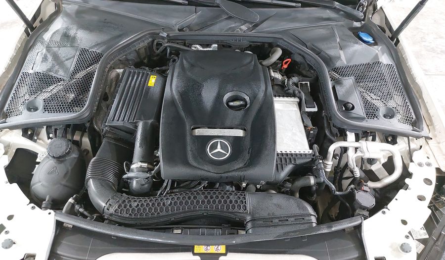 Mercedes Benz Clase C 1.6 180 AUTO Sedan 2019