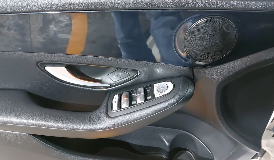 Mercedes Benz Clase C 1.6 180 AUTO Sedan 2019