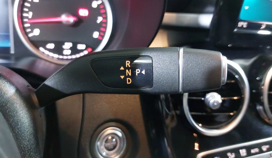 Mercedes Benz Clase C 1.6 180 AUTO Sedan 2019