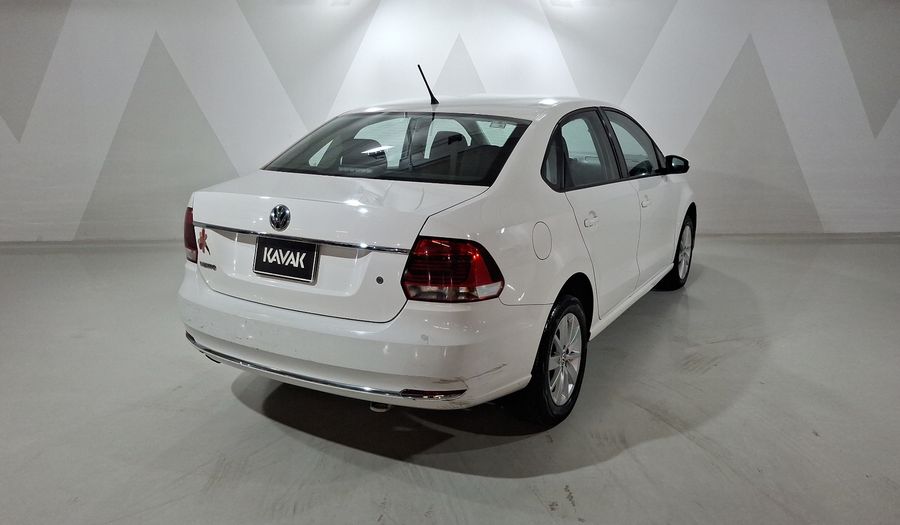 Volkswagen Vento 1.6 COMFORTLINE TIPTRONIC Sedan 2018