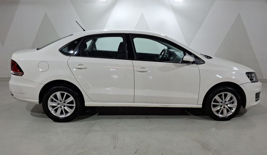 Volkswagen Vento 1.6 COMFORTLINE TIPTRONIC Sedan 2018