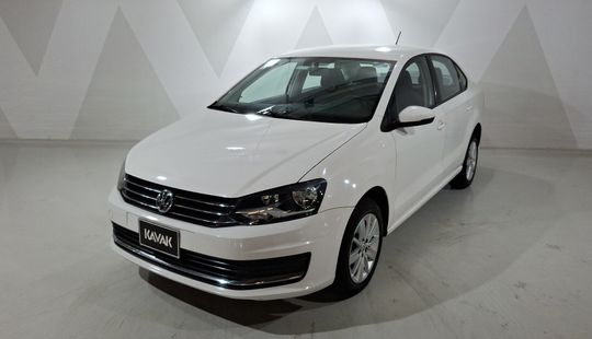 Volkswagen • Vento