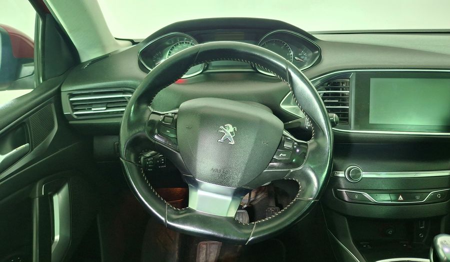 Peugeot 308 1.6 BLUEHDI 120 HP FELINE Hatchback 2017