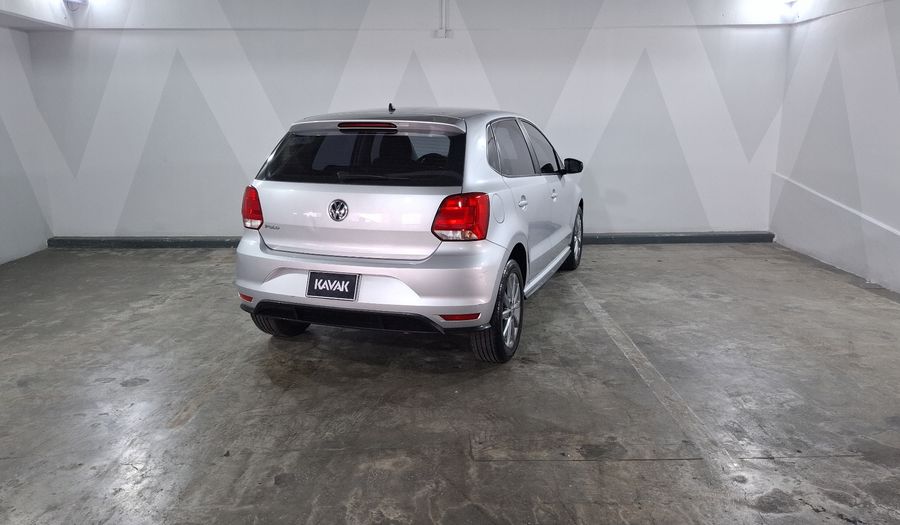 Volkswagen Polo 1.6 COMFORTLINE PLUS AUTO Hatchback 2021