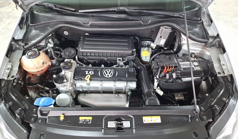 Volkswagen Polo 1.6 COMFORTLINE PLUS AUTO Hatchback 2021