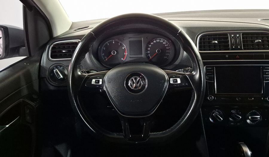 Volkswagen Polo 1.6 COMFORTLINE PLUS AUTO Hatchback 2021