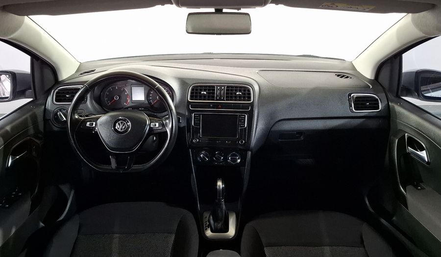 Volkswagen Polo 1.6 COMFORTLINE PLUS AUTO Hatchback 2021