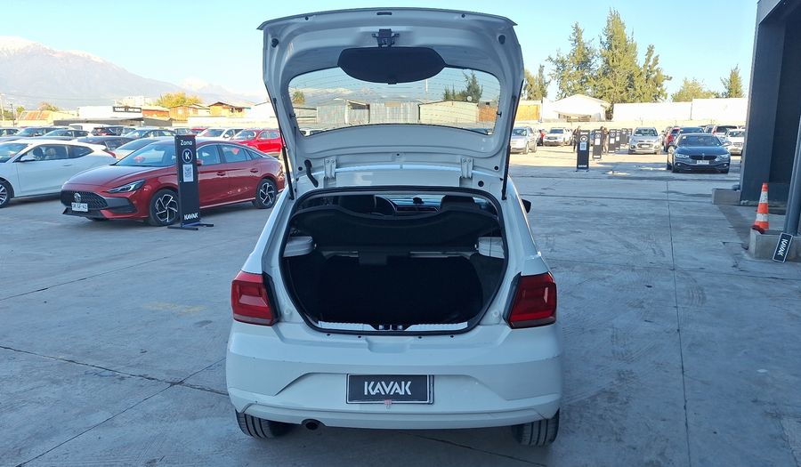 Volkswagen Gol 1.6 TRENDLINE Hatchback 2022