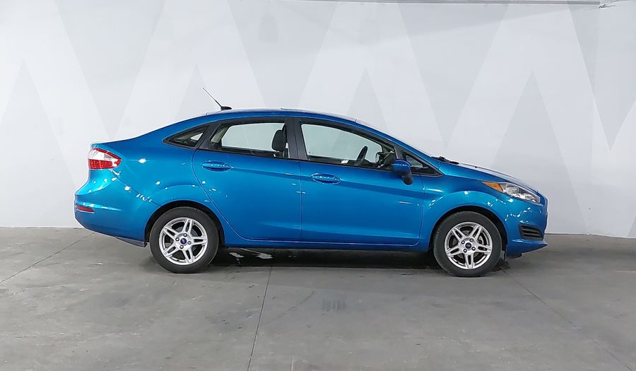 Ford Fiesta 1.6 SE AT Sedan 2017