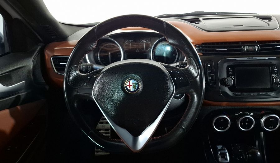 Alfa Romeo Giulietta 1.8 QUADRIFOGLIO VERDE Hatchback 2015