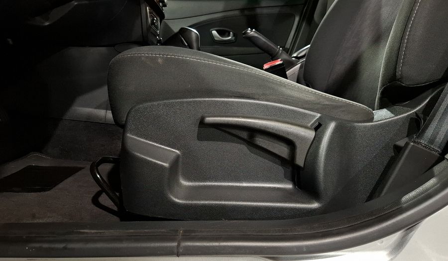 Renault Fluence 2.0 EXPRESSION AT Sedan 2014