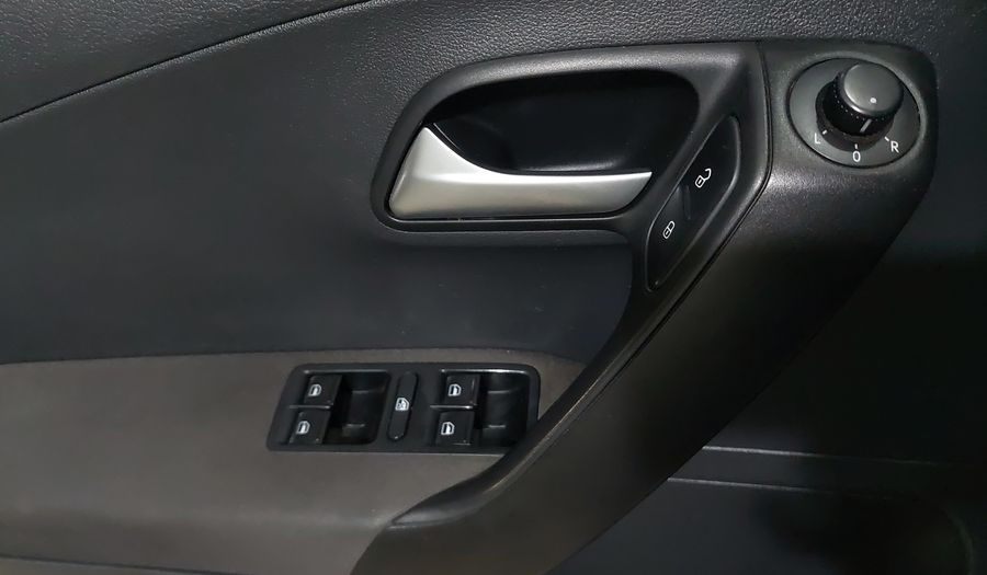 Volkswagen Polo 1.8 TSI DSG GTI Hatchback 2017