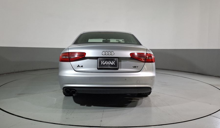 Audi A4 1.8 TFSI SPORT MULTITRONIC Sedan 2013
