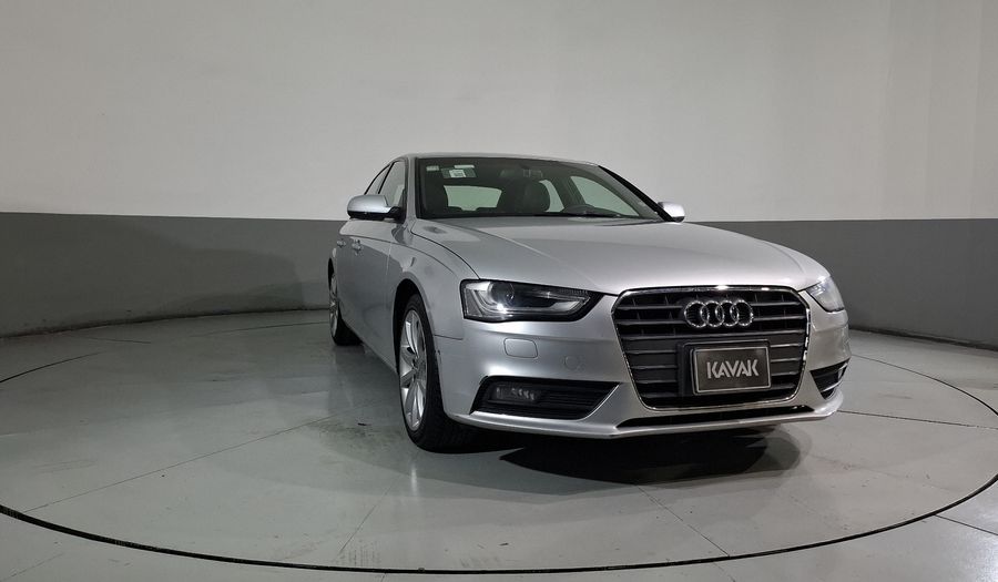 Audi A4 1.8 TFSI SPORT MULTITRONIC Sedan 2013