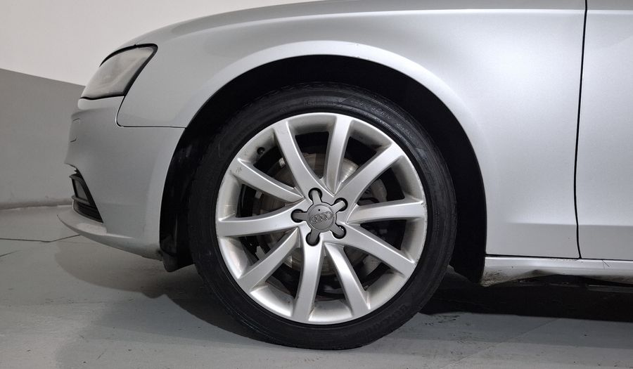 Audi A4 1.8 TFSI SPORT MULTITRONIC Sedan 2013