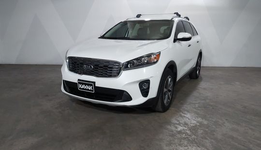 Kia • Sorento