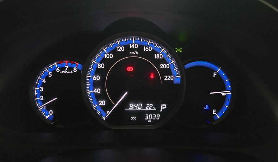 Toyota Yaris 1.5 XS CVT Hatchback 2024