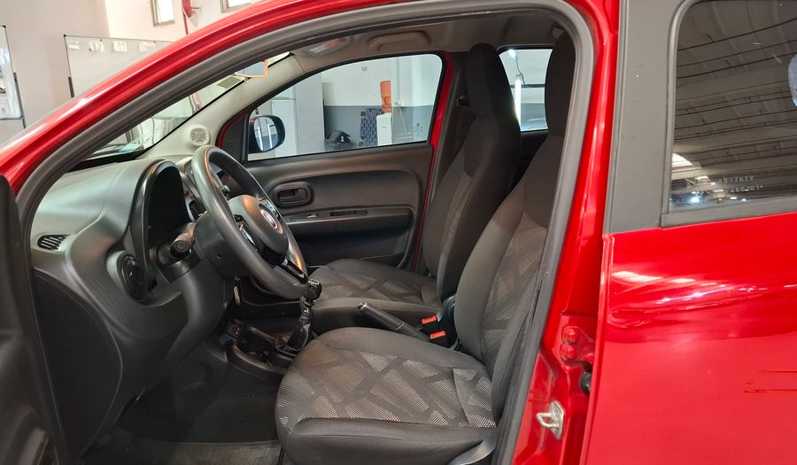 Fiat Mobi 1.0 EASY Hatchback 2017